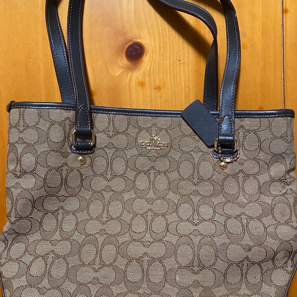 Coach Tote - Picture 8 of 8